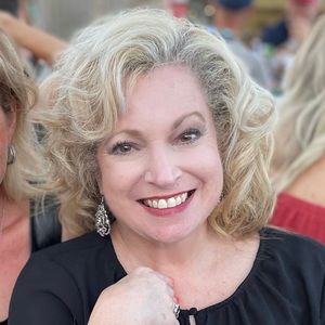 Meet your Posher, Mary jo